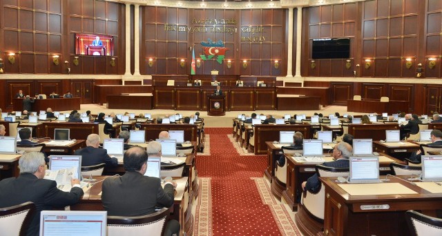 Milli Məclis yaz sessiyasının son iclasına toplanır  