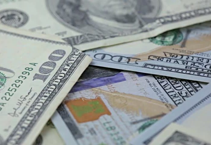 Ötən ay hərraclarda 300 milyon dollar satılıb