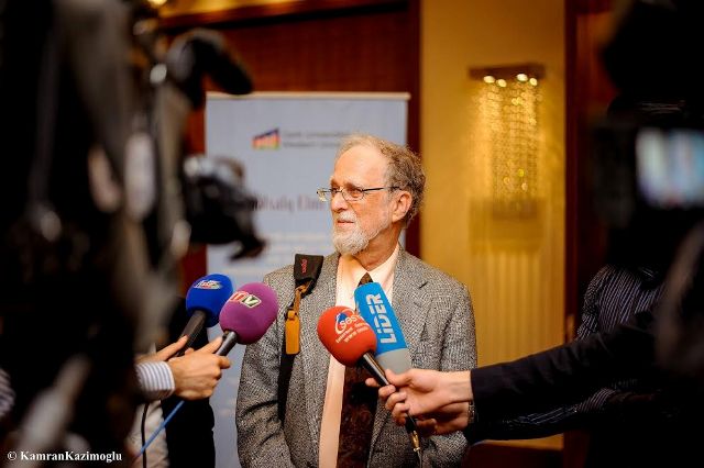 Amerikalı alim: “Azərbaycan dünyaya, xüsusən də Qərbə daha açıq ölkədir”
