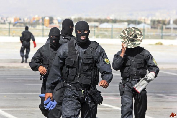 İranda terror aktında ölənlərin sayı 12-yə çatıb