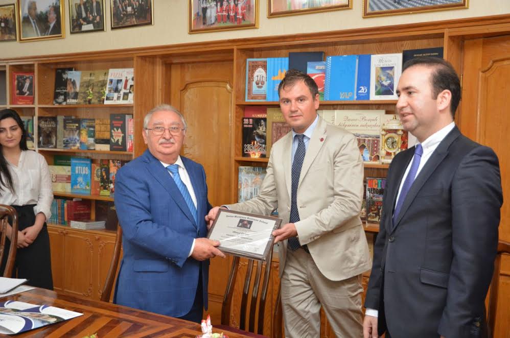 Azərbaycanlı rektor İsveçrədə fəxri professor oldu