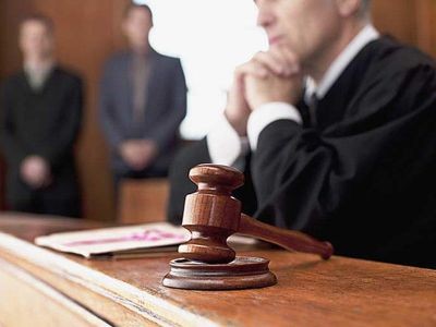 Azərbaycanda 9 milyon dolları əlindən alınan iş adamı məhkəmədə DANIŞDI