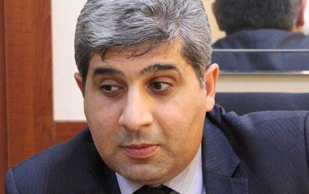 Jurnalist Ceyhun Musaoğlu ailəsi ilə birgə ağır yol qəzasına düşdü