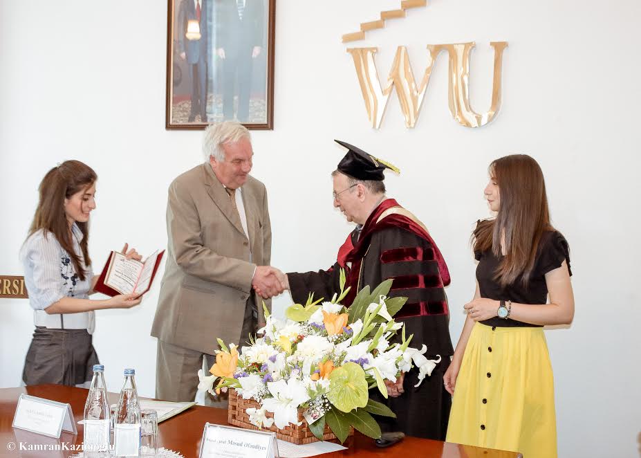Dünya şöhrətli alim Qərb Universitetinin fəxri professoru oldu