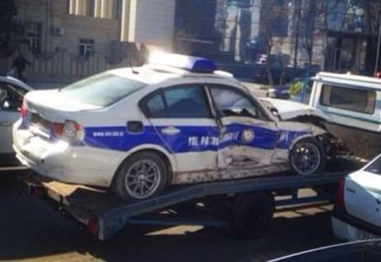Xaçmazda yol polisi əməkdaşları qəzaya düşdü