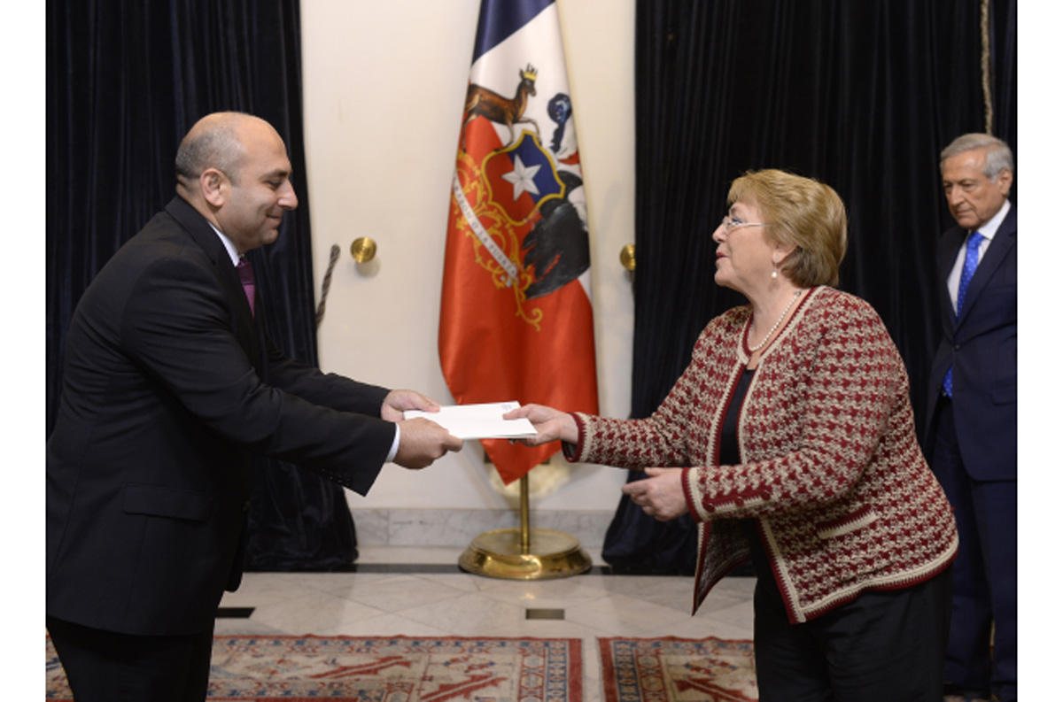 Azərbaycanın Argentinadakı səfiri etimadnaməsini Çili prezidentinə təqdim edib
