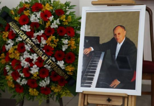 Rauf Əliyev son mənzilə yola salındı