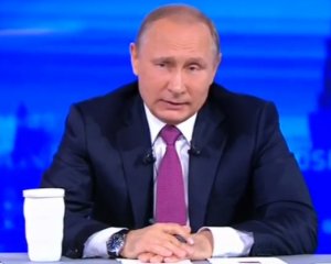 Putin canlı yayımda suallara cavab verir - Prezident ilk dəfə nəvələrindən danışdı   