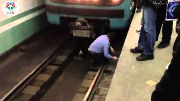 Bakı metrosundakı intiharın təfərrüatları məlum olub 