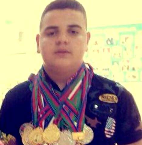33 qızıl medal qazanmış Bakı məktəblisi