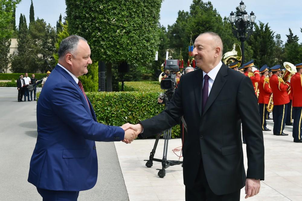 Moldova Prezidentinin rəsmi qarşılanma mərasimi olub