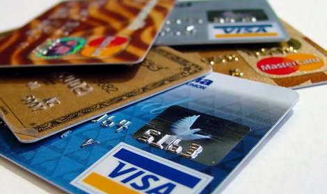 KREDİT KARTLARI: FIRILDAQÇILARDAN NECƏ QORUNMALI?