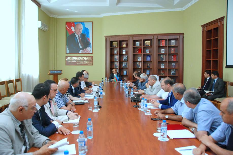 UNEC-də “Strateji Plan”ın icrası təmin edilir