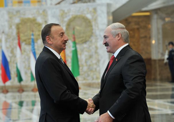 İlham Əliyev Lukaşenkonu təbrik etdi
