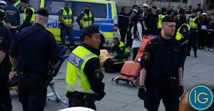 İsveçdə 3 polis zabiti güllələnib