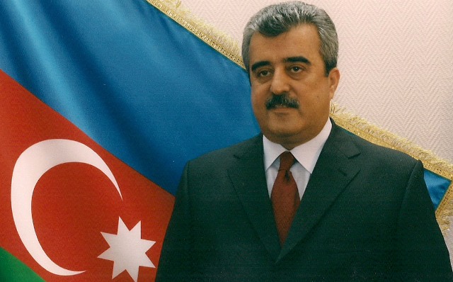 Etibar Məmmədovun partiyasında heç kim sədr olmaq istəmir  