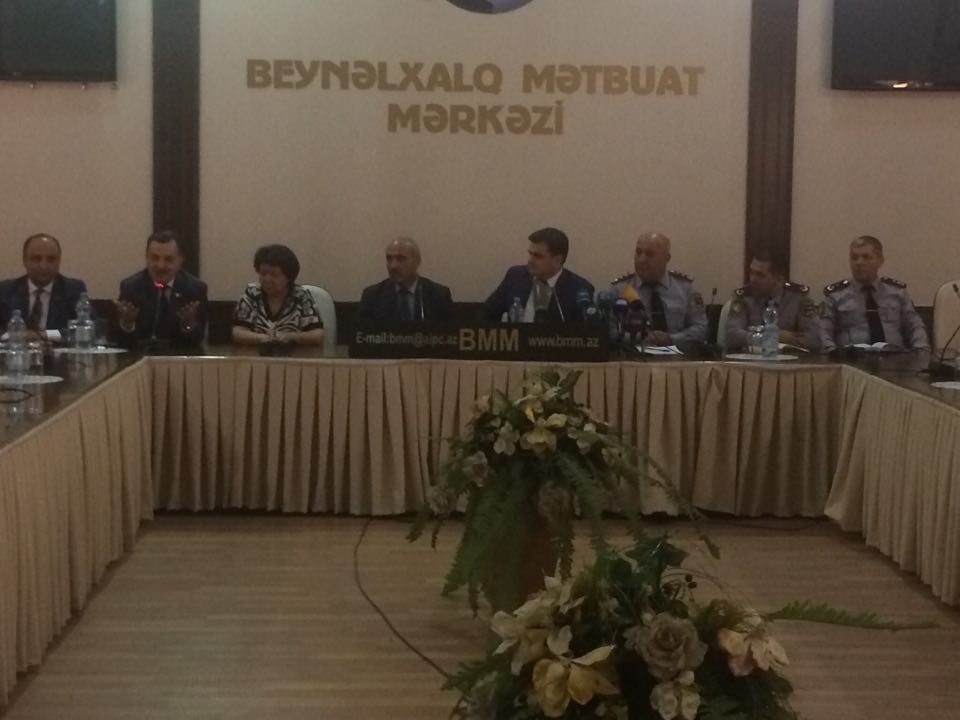 Xidmətdə fərqlənən 26 yol polisi mükafatlandırıldı