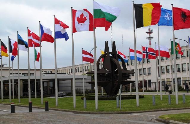 Moskva NATO ilə münasibətlərin səviyyəsini endirdi