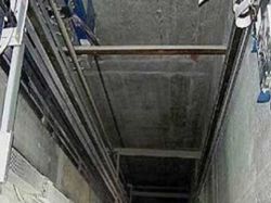 Bakıda lift qırıldı: 1 yaralı