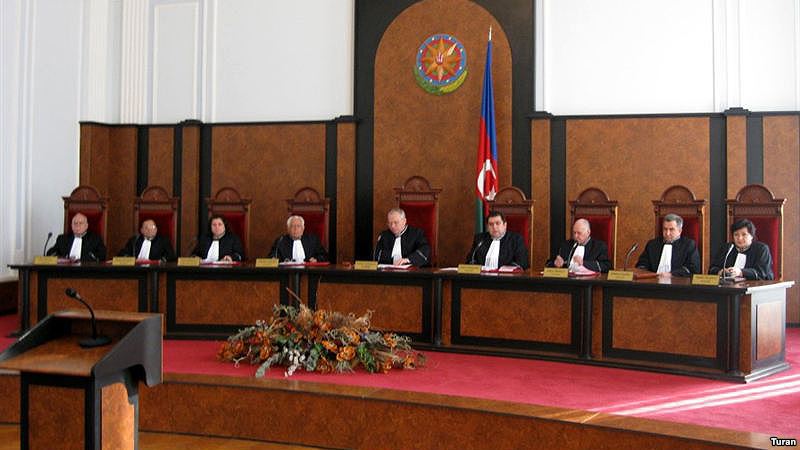 Konstitusiya Məhkəməsi banklarla bağlı qərar verdi