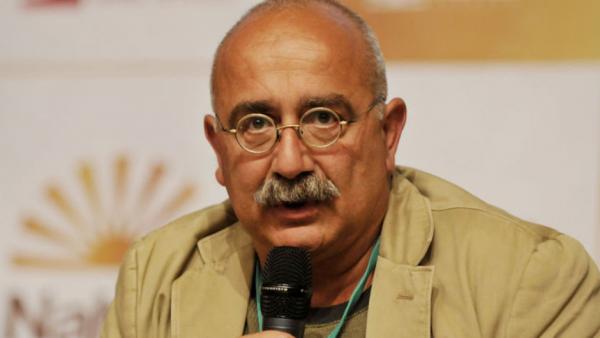 Türkiyədə erməni yazıçı həbsxanadan qaçdı - "Quş uçdu"