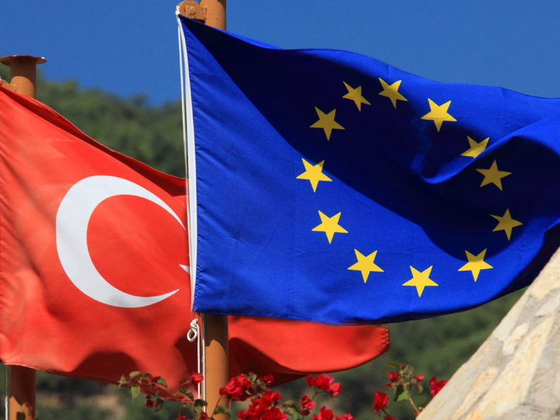 Avropa Birliyi: “Bu halda qapımız Türkiyənin üzünə bağlanacaq”