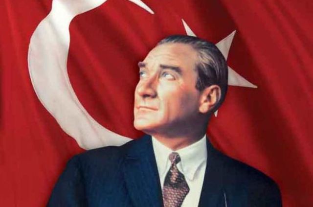 Bakıda Atatürk haqqında qalmaqallı kitabın təqdimatı olacaq - FOTO