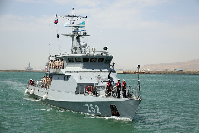 İranın hərbi gəmiləri Bakıya gəlib   