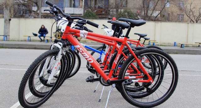 Azərbaycan velosiped istehsalına başladı, bəs velosiped yolları da olacaqmı...