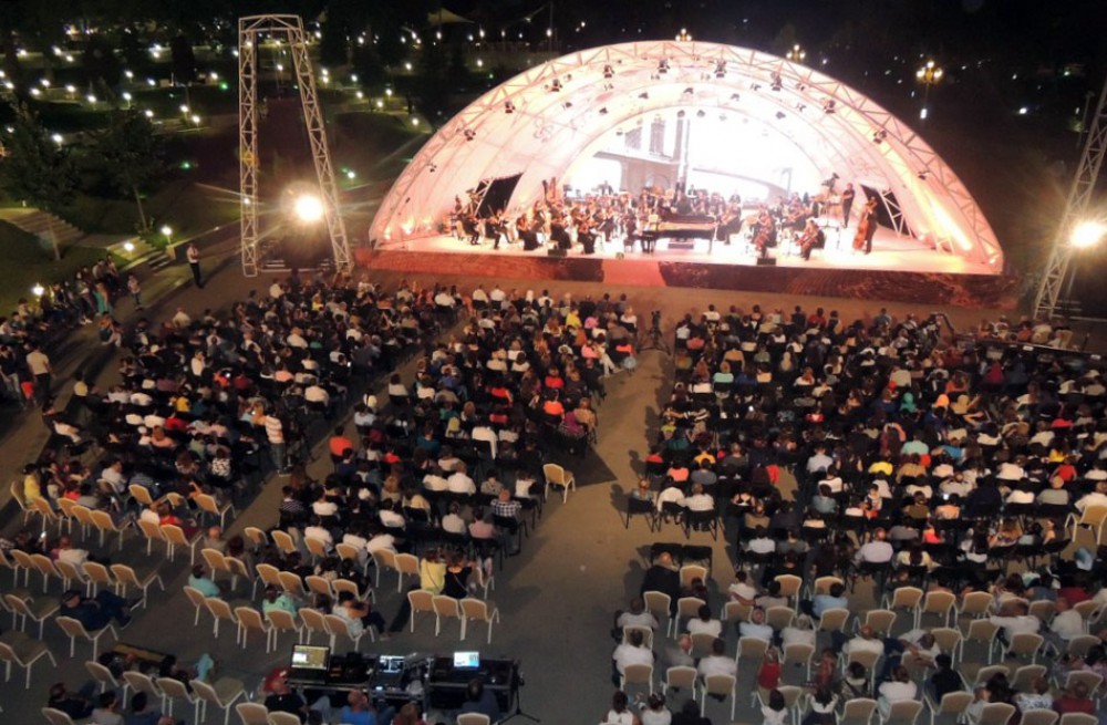 Qəbələdə Tələbə Simfonik Orkestrindən  möhtəşəm konsert