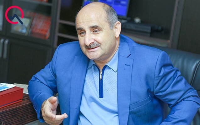 “Bu mənə bəzən əziyyət verir” - Çingiz Qənizadə