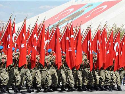 Türkiyə ordusunun quru, dəniz və hava qüvvələrinə yeni komandanlar təyin olunub
