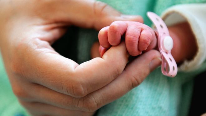 Bakıda ana və uşaq doğuş zamanı ölüb