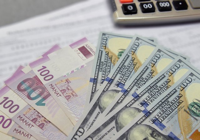 Dollar bu gün neçəyə satılır?