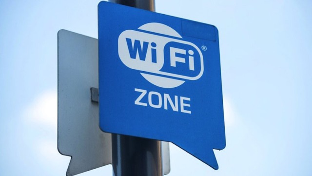 Pulsuz  WiFi xidmətindən istifadə edənlərin sayı yarım milyonu ötdü