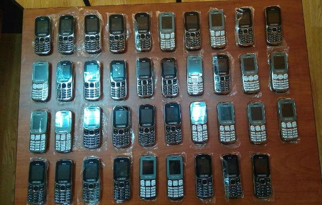 Gömrük nəzarətindən gizlədilən 39 mobil telefon aşkar edilib