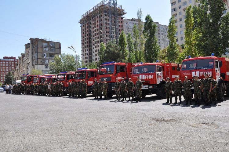 Gürcüstana əlavə 3 helikopter, 15 texnika, 126 canlı qüvvə göndərilib