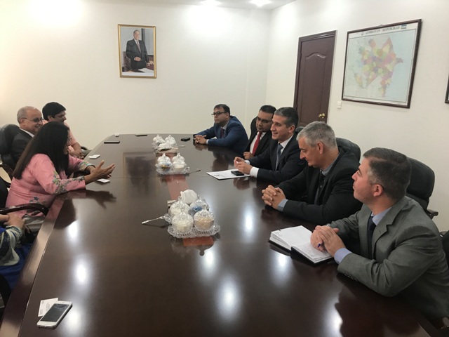 İngilis deputatlar Azərbaycanın Pakistandakı səfirliyinə getdilər