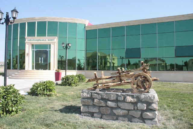Heydər Əliyev Fondu cəbhə bölgəsini də diqqətsiz qoymayıb   