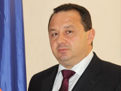 Ermənistanın müdafiə nazirinin müavini işdən çıxarıldı