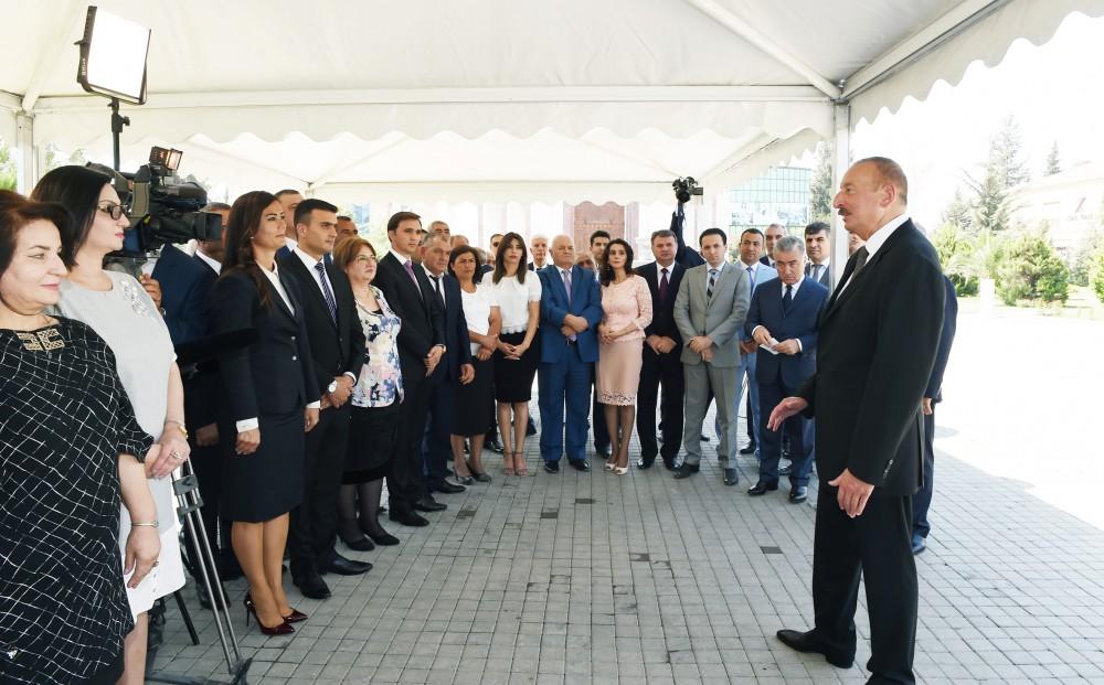 İlham Əliyev: Azərbaycan o ölkələrdəndir ki, öz hesabına yaşayır