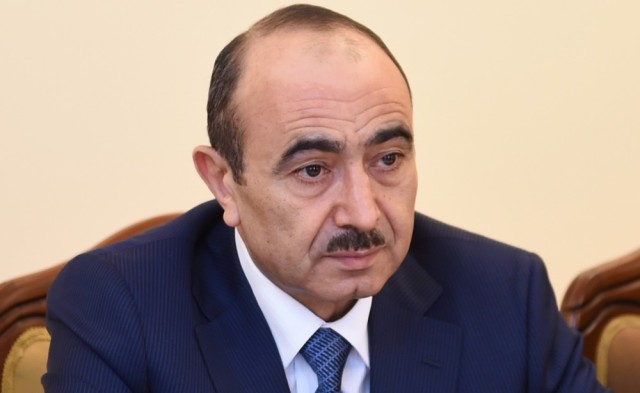 Prezidentin köməkçisi: “Washington Post” feyk məlumatlar üzrə ixtisaslaşmış nəşrdir
