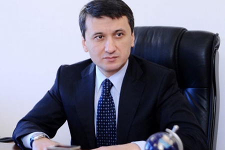 Prezidentin mətbuat katibi: “Bu tamamilə gülünc və qərəzli məlumatdır”