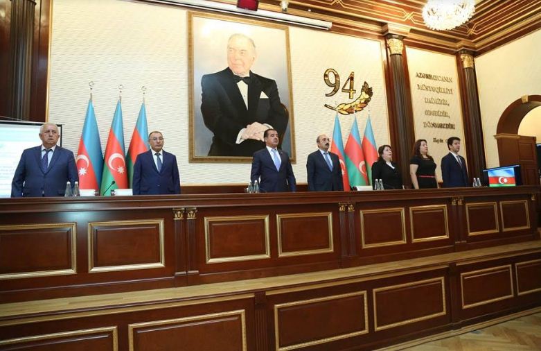 Gəncədə təhsil işçilərinin konfransı keçirilib