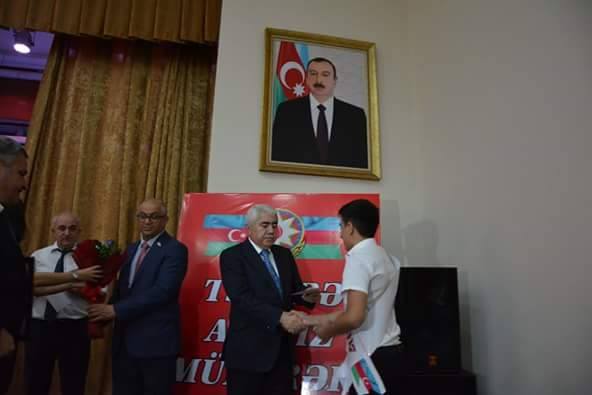 Cəbhəboyu rayonların qabaqcıl tələbələri mükafatlandırıldı