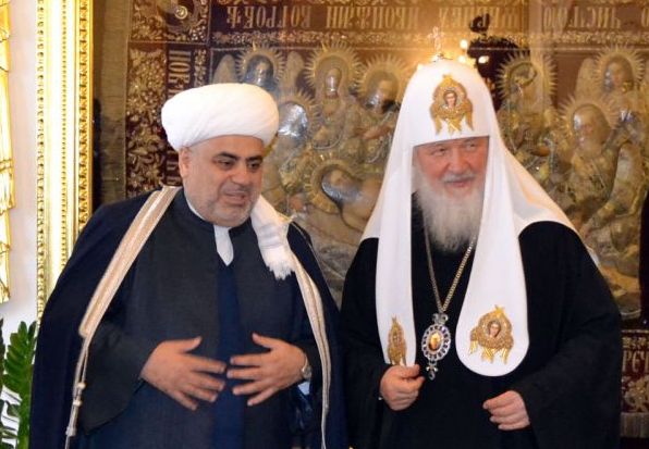 Allahşükür Paşazadə Patriarx Kirilli Bakıdakı erməni kilsəsinə dəvət edib