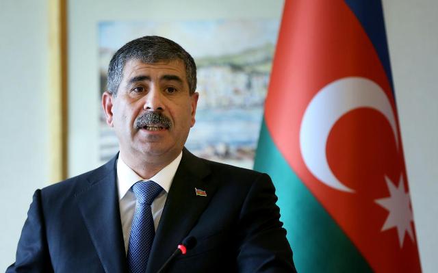 Azərbaycanın müdafiə naziri İsrailə getdi   