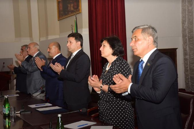 Həkim olub, insan həyatını xilas edəcəyik...