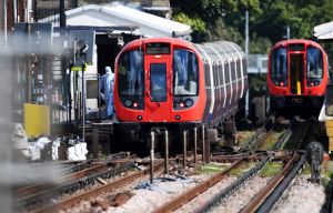 London metrosundakı terroru İŞİD törədib: 29 yaralı, Yenilənib - VİDEO