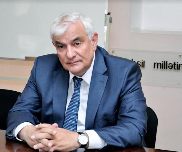 Kamal Abdullaya Ural Federal Universitetinin fəxri doktoru adı verilib